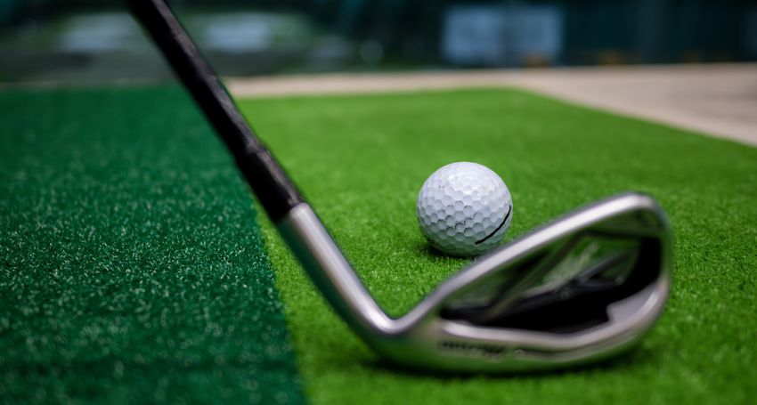 what is virtual golf​