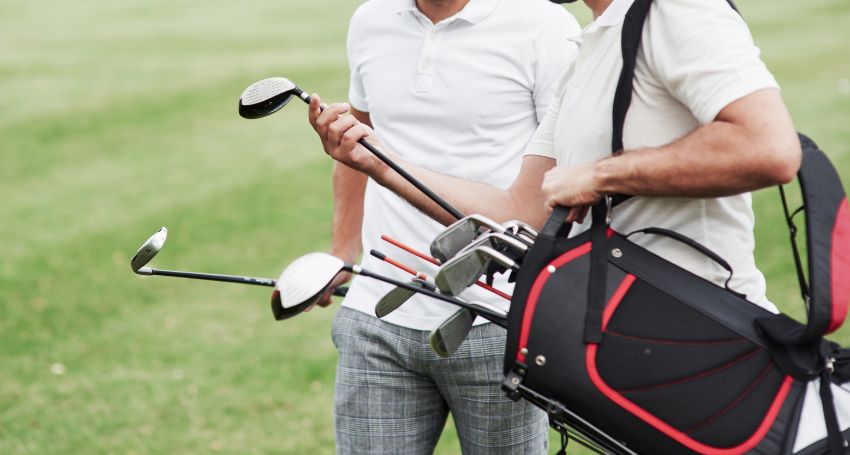 Where can I get fitted for golf clubs